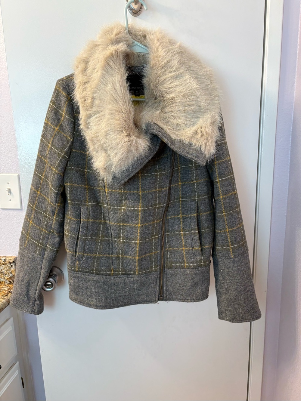 Banana Republic Gray Multicolor Plaid Faux Fur Coat Size M $298 PTP 20-21 NWOT